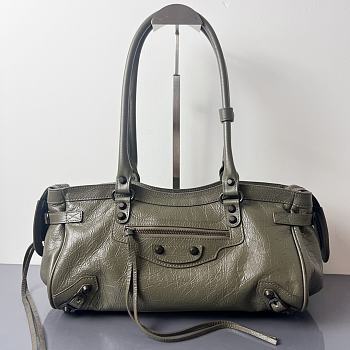 Bagsaaa Balenciaga Le City Bag East-West in army green Arena lambskin - 40 cm