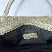 Bagsaaa Balenciaga Le City Bag East-West in army green Arena lambskin - 40 cm - 3
