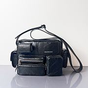 Bagsaaa Balenciaga Superbusy sling bag in black Arena - 22cm - 1