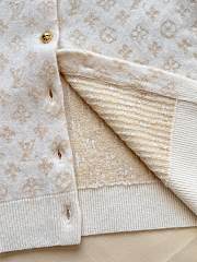 Bagsaaa Louis Vuitton Monogram Brushed Knit Cardigan beige - 4