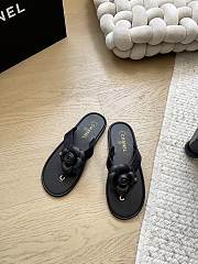 Bagsaaa Chanel black jelly Camellia thong flat sandals - 1