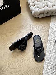 Bagsaaa Chanel black jelly Camellia thong flat sandals - 3