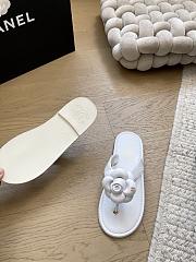 Bagsaaa Chanel white jelly Camellia thong flat sandals - 3