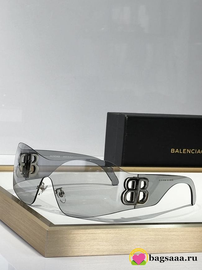 Bagsaaa Balenciaga BB0359S 