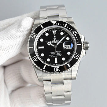 Bagsaaa Rolex Submariner Date watch with an Oyster 41 mm case in Oystersteel
