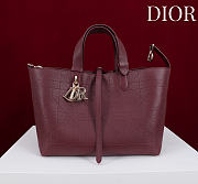 Bagsaaa Medium Dior Toujours Bag Burgundy Flat Macrocannage Calfskin - 28.5cm - 1
