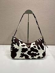 Bagsaaa Prada Aimèe medium printed calf hair shoulder bag in white and dark brown 1BC229 - 31cm - 1