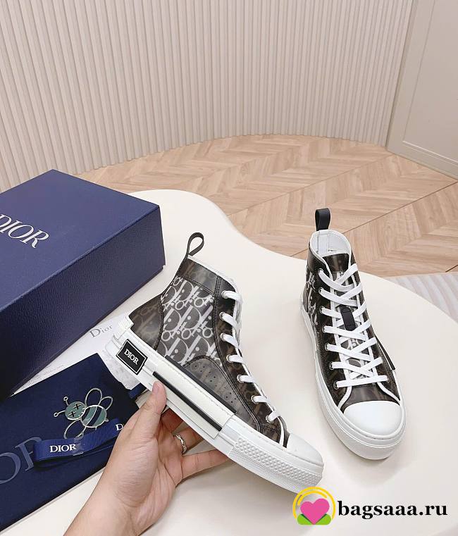 Bagsaaa Dior B23 High-Top Sneaker in black and white Dior Oblique canvas - 1
