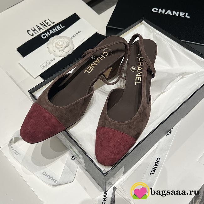 Bagsaaa Chanel slingback pumps in burgundy suede and brown - 1
