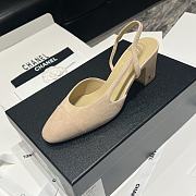 Bagsaaa Chanel two-tone beige cap toe suede slingback sandals - 3
