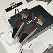 Bagsaaa Chanel slingback pumps in brown and black suede - 4