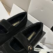 Bagsaaa Chanel Mary Jane flat shoes in black suede with shearling - 2