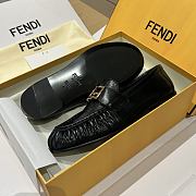 Bagsaaa Fendi Curled Tray Baguette loafers in black nappa leather - 3