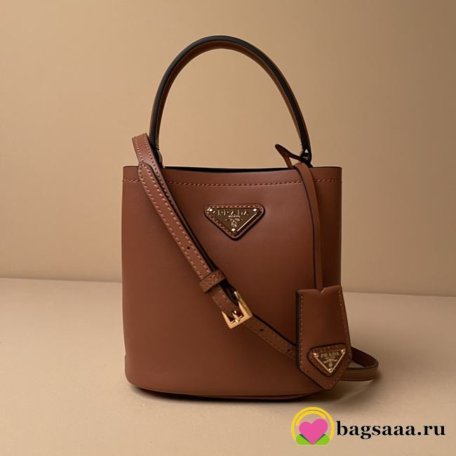 Bagsaaa Prada Panier Mini Saffiano leather bag in brown - 16cm - 1