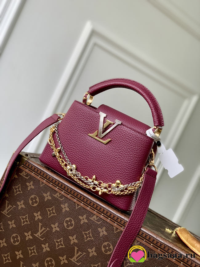 Bagsaaa Louis Vuitton Capucines Mini handbag in wine red Taurillon leather with gold - 21cm - 1