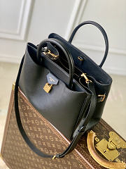 Bagsaaa Louis Vuitton Vendôme PM bag in black calfskin leather - 28.5cm - 4