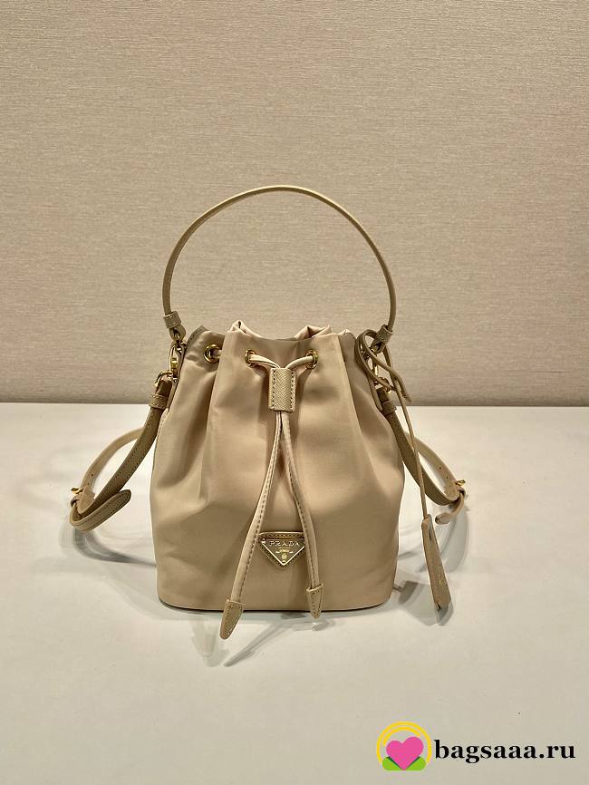 Bagsaaa Prada Re-Edition 1978 mini Re-Nylon bag in beige - 19.5cm - 1