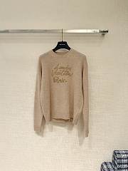 Bagsaaa Louis Vuitton Cursive Signature Pullover in cashmere knit beige - 1