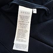 Bagsaaa Gucci cotton jersey sweatshirt in navy with a sequin logo embroidery - 3