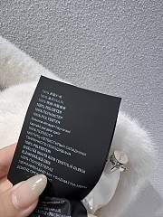 Bagsaaa Prada Reversible Aspen Jacket in faux fur white - 4