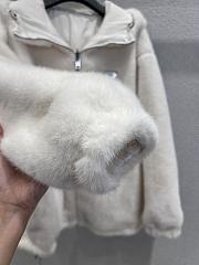 Bagsaaa Prada Reversible Aspen Jacket in faux fur white - 3