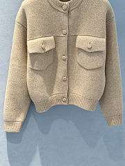 Bagsaaa Fendi beige wool cardigan with pockets - 2