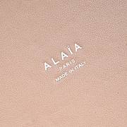 Bagsaaa Alaïa Mina 25 tote bag in calfskin light beige - 25cm - 2
