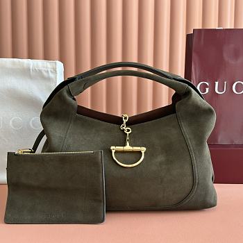 Bagsaaa Gucci Softbit maxi shoulder bag 837466 green suede - 46cm