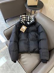 Bagsaaa Burberry Quilted Puffer Jacket with a black Vintage Check lining - 1