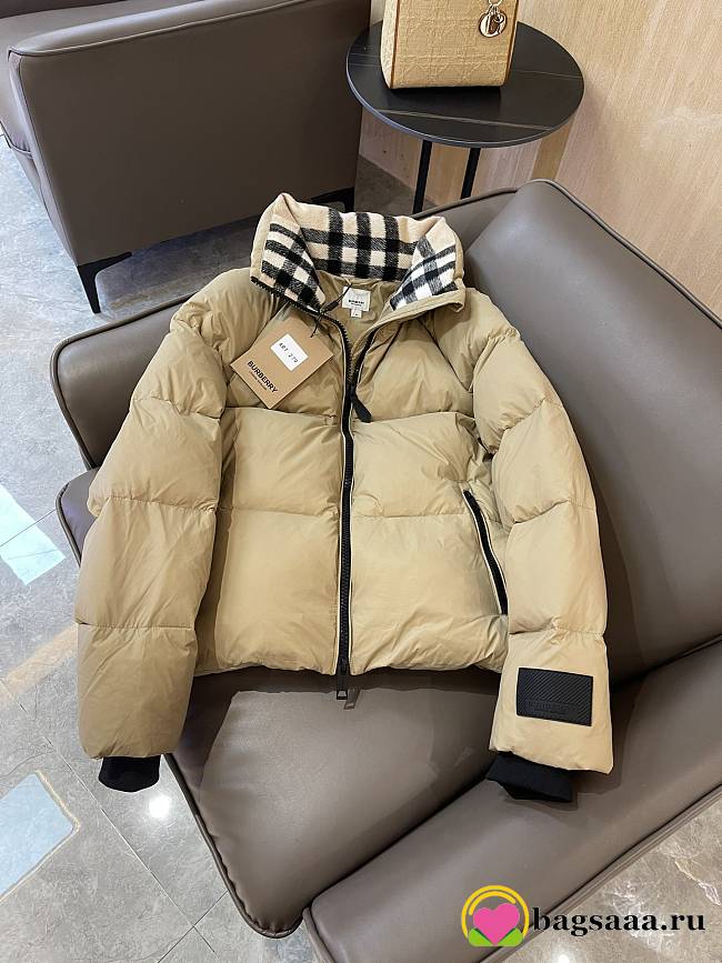 Bagsaaa Burberry Quilted Puffer Jacket beige Vintage Check lining - 1