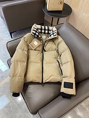 Bagsaaa Burberry Quilted Puffer Jacket beige Vintage Check lining - 1