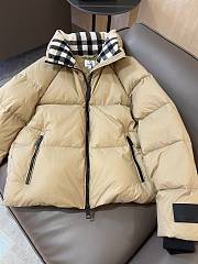 Bagsaaa Burberry Quilted Puffer Jacket beige Vintage Check lining - 4