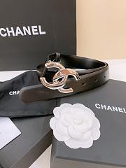 Bagsaaa Chanel black leather belt with a gold-tone interlocking CC logo buckle - 1