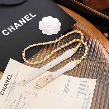 Bagsaaa white leather and gold-tone chain Chanel belt