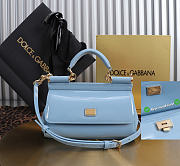 Bagsaaa Dolce & Gabbana small Sicily handbag in light blue patent-leather - 18cm - 1