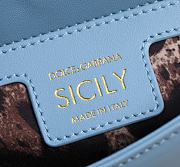 Bagsaaa Dolce & Gabbana small Sicily handbag in light blue patent-leather - 18cm - 2