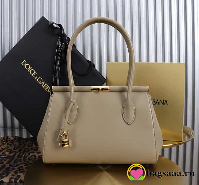 Bagsaaa Dolce & Gabbana Marlene top handle bag in taupe - 30cm - 1