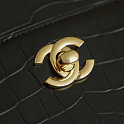 Bagsaaa crocodile-embossed Chanel Cerf or Executive tote bag in black - 40cm - 2