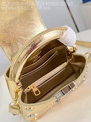 Bagsaaa Louis Vuitton Capucines Mini handbag in metallic gold - 21cm - 2