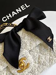  Bagsaaa Chanel Mini Flap Bag with Top Handle AS5875 White tweed - 20cm - 3