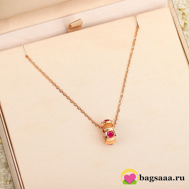 Bagsaaa Bvlgari Rose Gold and Ruby Serpenti Viper Pendant Necklace - 1