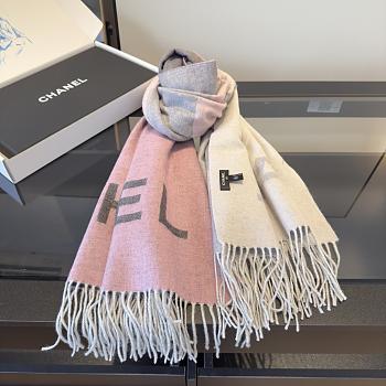 Bagsaaa Chanel Cashmere CC Fringe Stole in pink and white