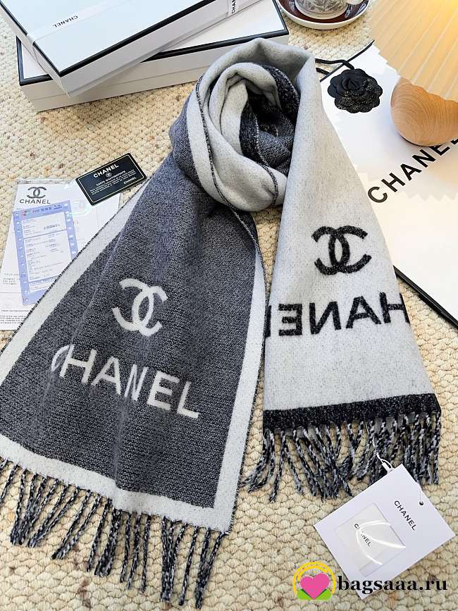 Bagsaaa Chanel gray cashmere and wool scarf - 1