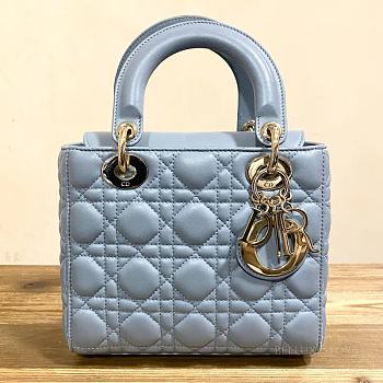 Bagsaaa Small Lady Dior My ABCDior bag in placid blue lambskin with cannage - 20cm