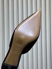 Bagsaaa Alaïa pointed-toe mules in black - 2