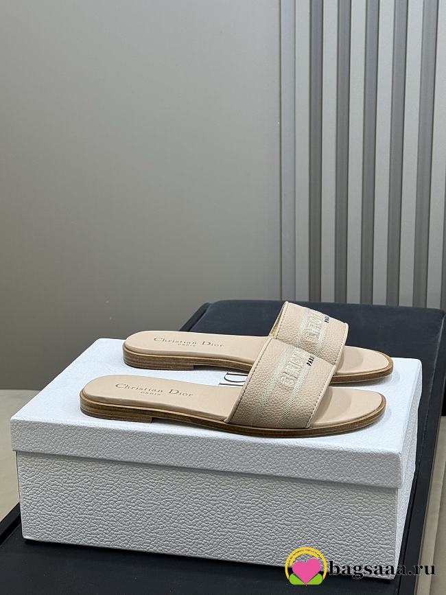 Bagsaaa Dior Dway Slide Powder Beige Grained Calfskin - 1