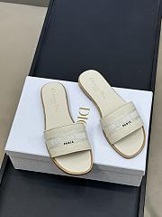 Bagsaaa Dior Dway Slide White Grained Calfskin - 2