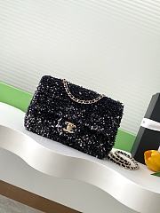 Bagsaaa Chanel small flap bag in black and white sequins with gold-tone metal - 21cm - 1
