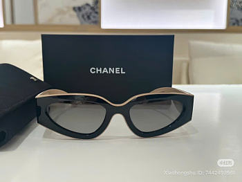 Bagsaaa Chanel Cat Eye Sunglasses Black & Beige - Lenses: Light Grey