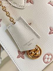 Bagsaaa LV M28313 OnTheGo PM Milky White/Peach - 25cm - 4